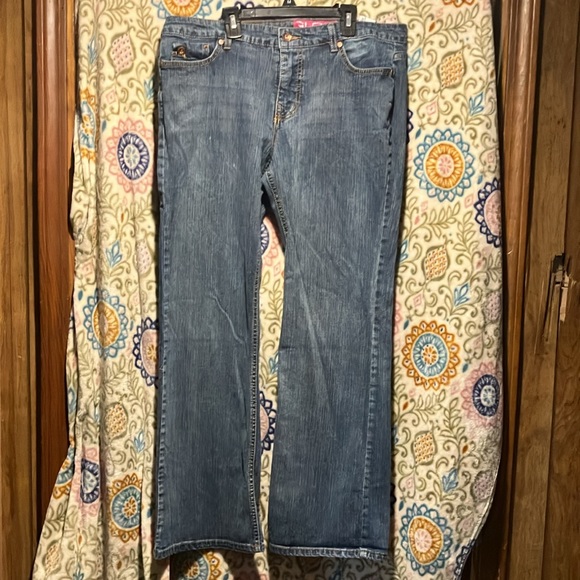 GLO size 15 women’s jeans new condition - Picture 4 of 12